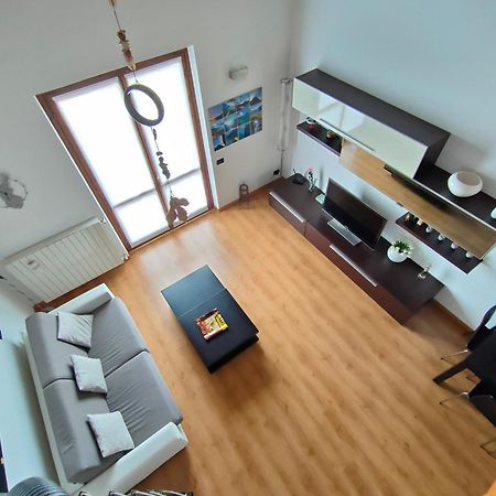 Iseolakerental - La Rocca Castro  ภายนอก รูปภาพ