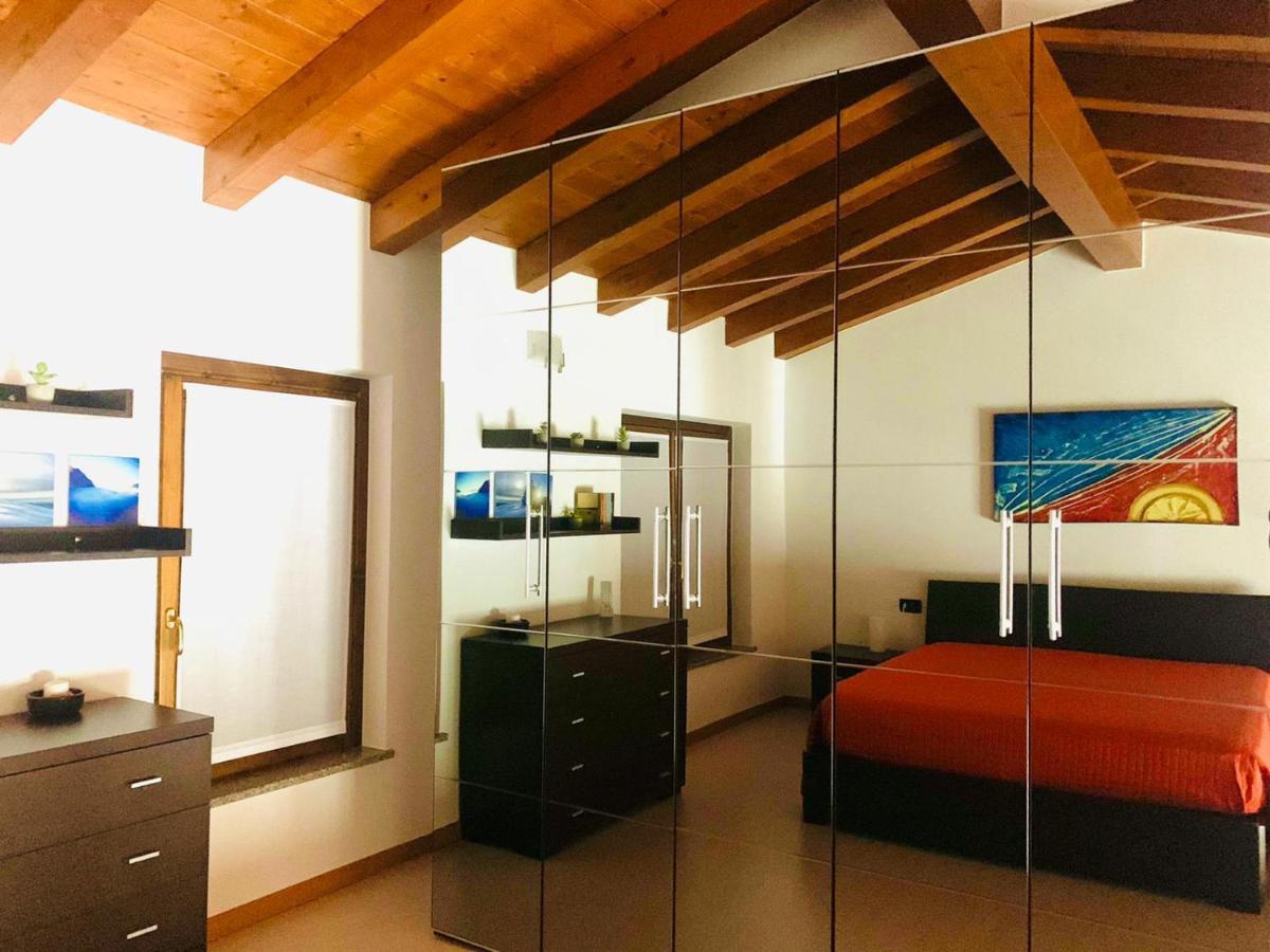 Iseolakerental - La Rocca Castro  ภายนอก รูปภาพ