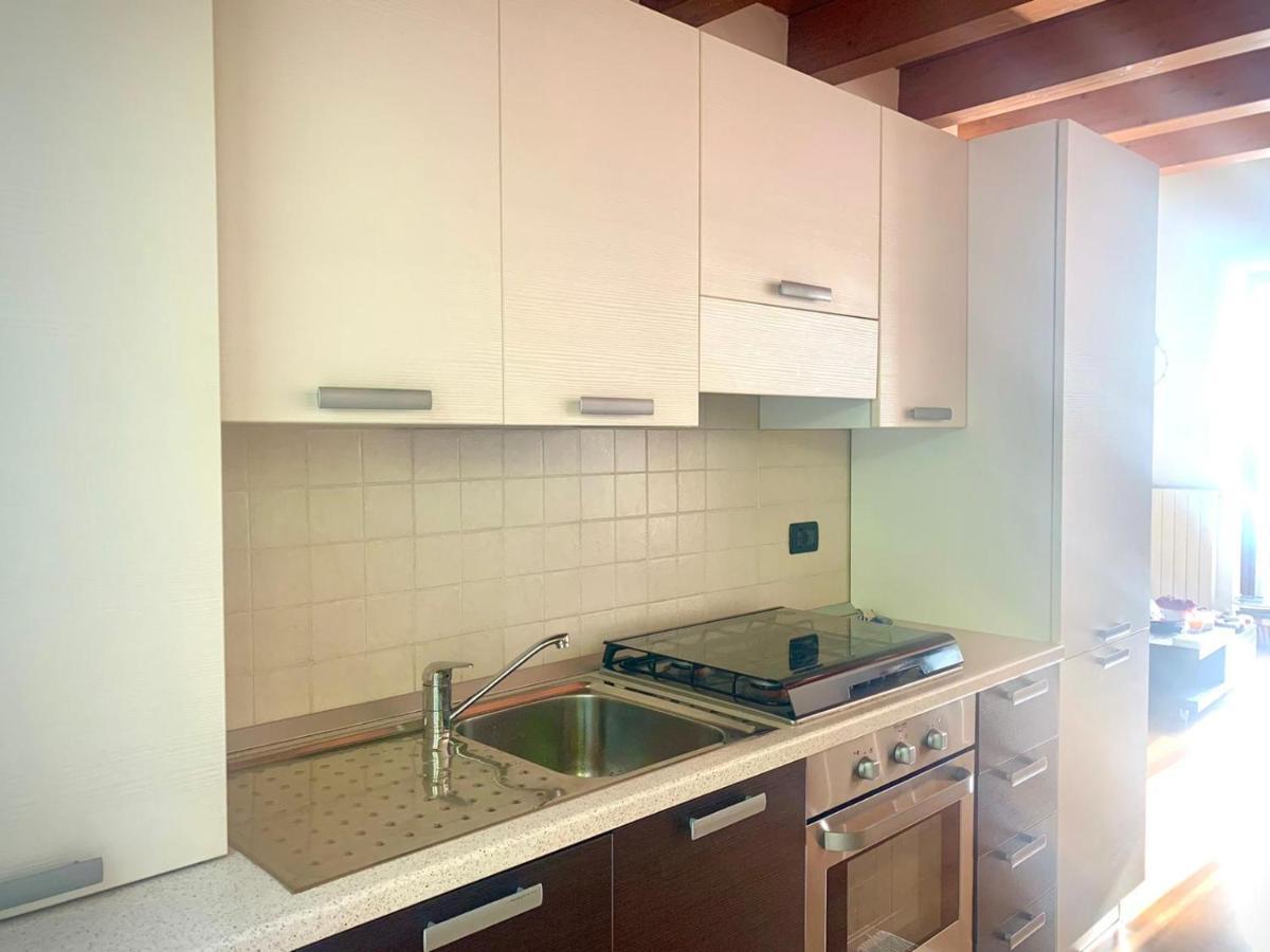 Iseolakerental - La Rocca Castro  ภายนอก รูปภาพ